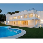 Altos Reales pool s.jpg